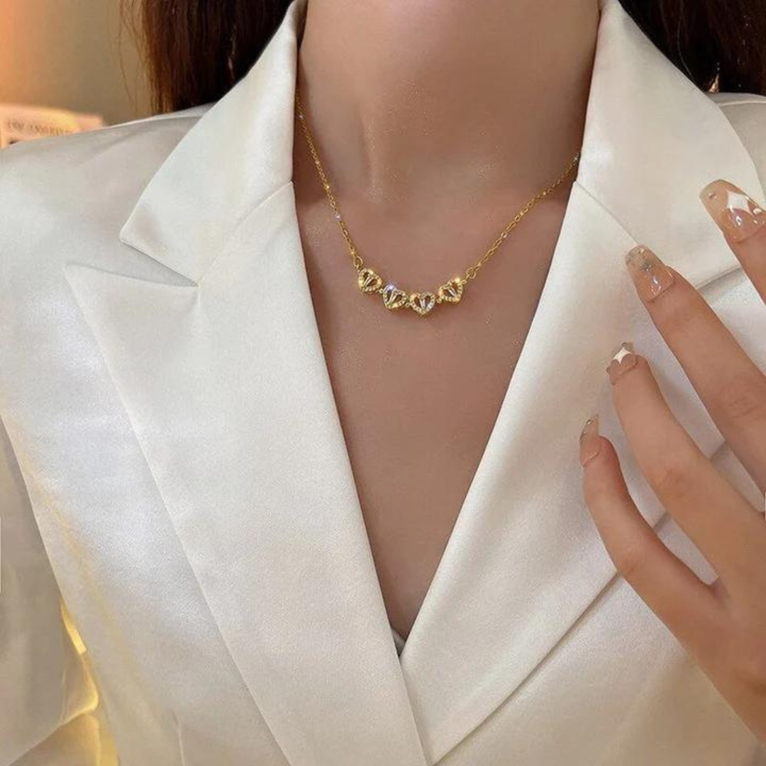 Lucky Clover Folding Heart Pendant Necklace – Gulnaz Fashion